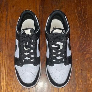 Nike panda dunk low Mens size 10